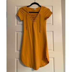 HEART & HIPS mustard tunic